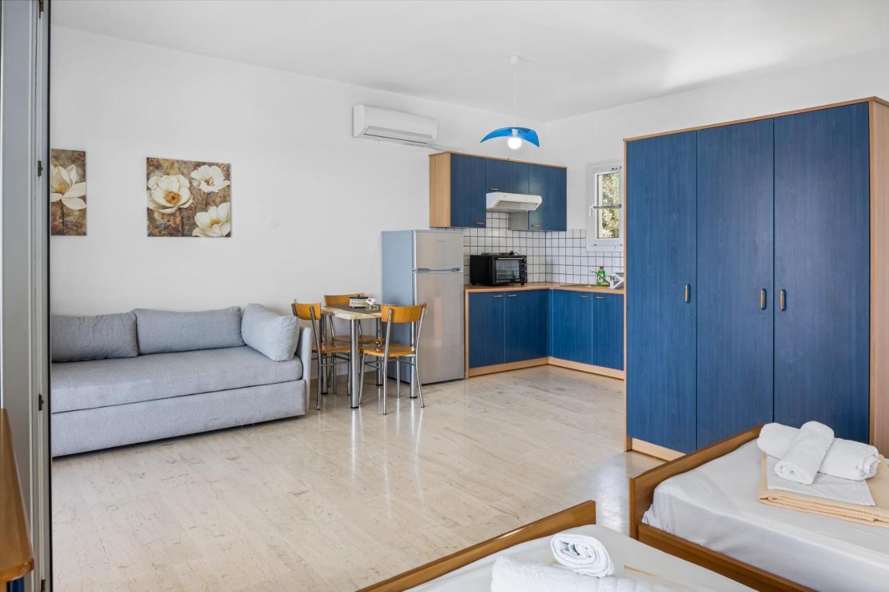 ניקיאנה Miranda Resort מראה חיצוני תמונה