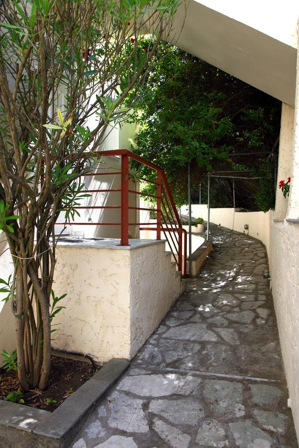 ניקיאנה Miranda Resort מראה חיצוני תמונה